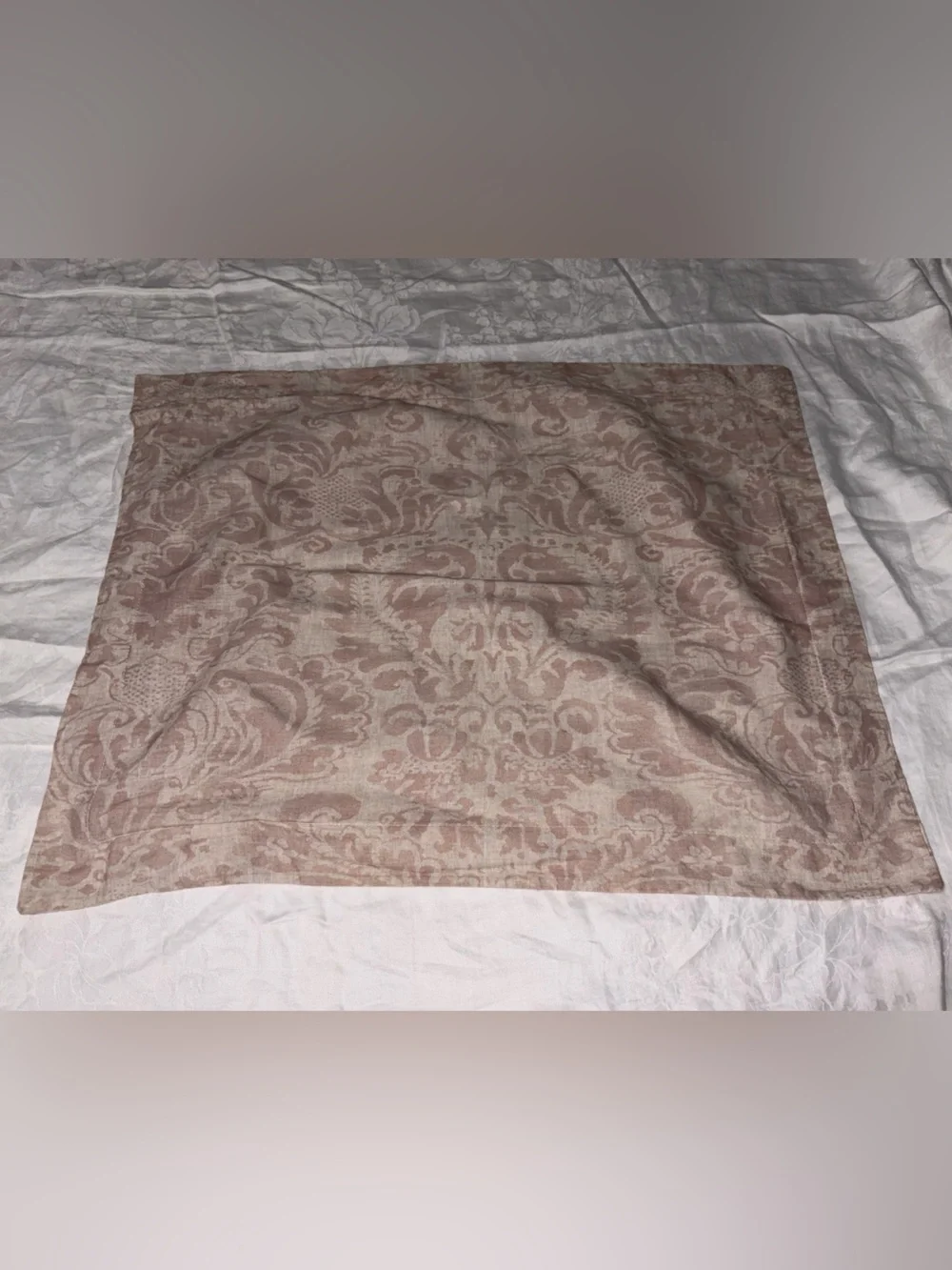 HTF Like new set of 2 Pottery Barn Stella Damask rosewood standard shams